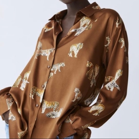 NWT Zara retro animal print satin blouse/top - Picture 3 of 16